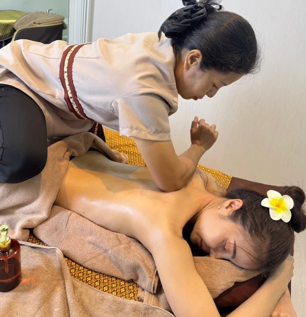 นวดน้ำมัน